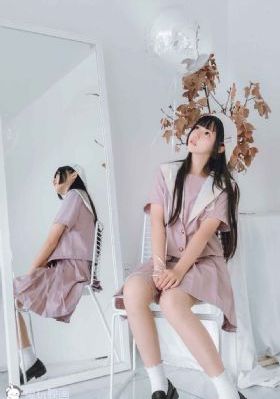 娇妻被领导玩得呻吟在线电影_720电影完整版